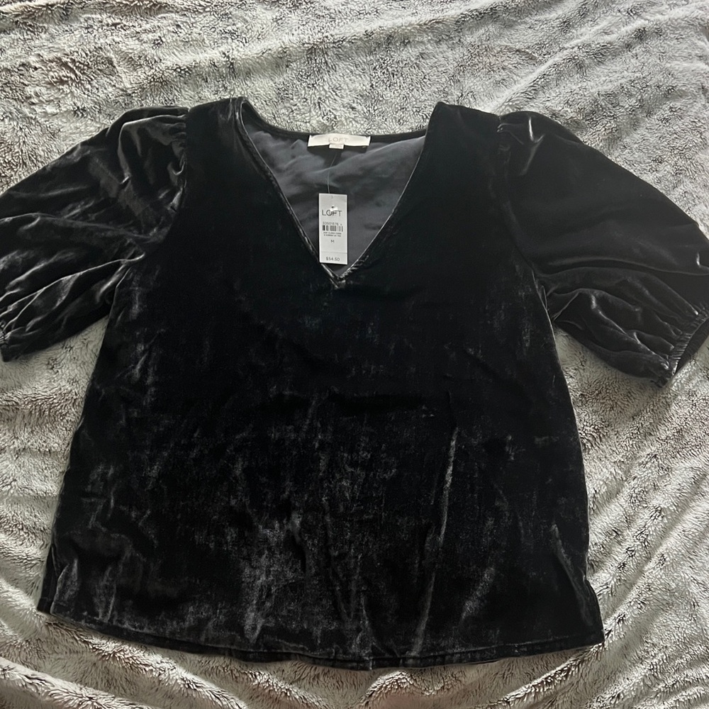 LOFT Black Velvet V-Neck Puff Sleeve Top New with tags